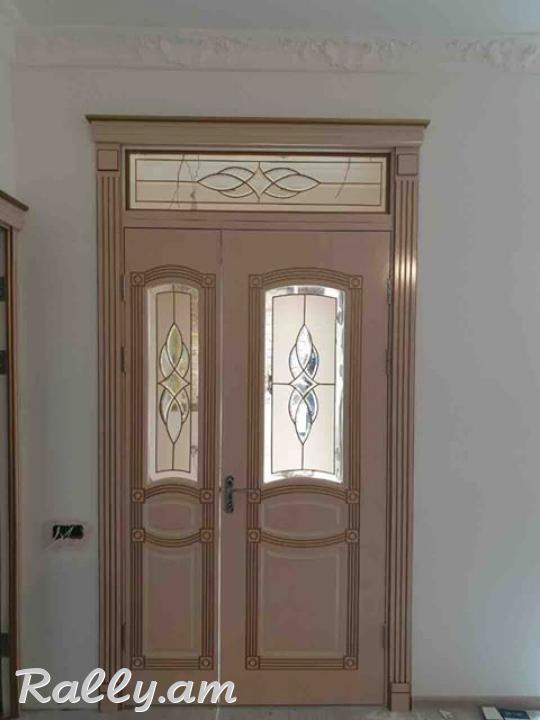 Միջսենյակային դռներ, երկփեղկ դռներ, փայտյա դռներ, մատչելի դռներ, սենյակային դռներ, հյուրասենյակի դռներ, ննջարանի դռներ