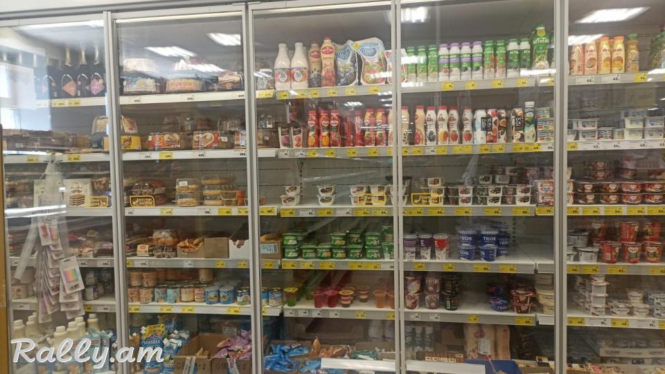 Վիտրինա սառնարաններ, սառնարան խանութի, էժան սառնարաններ, սառնարաններ խանութի համար