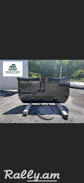 Grand Stone Գերեզմանաքարեր