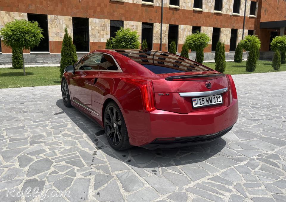 Cadillac ELR HIBRID 