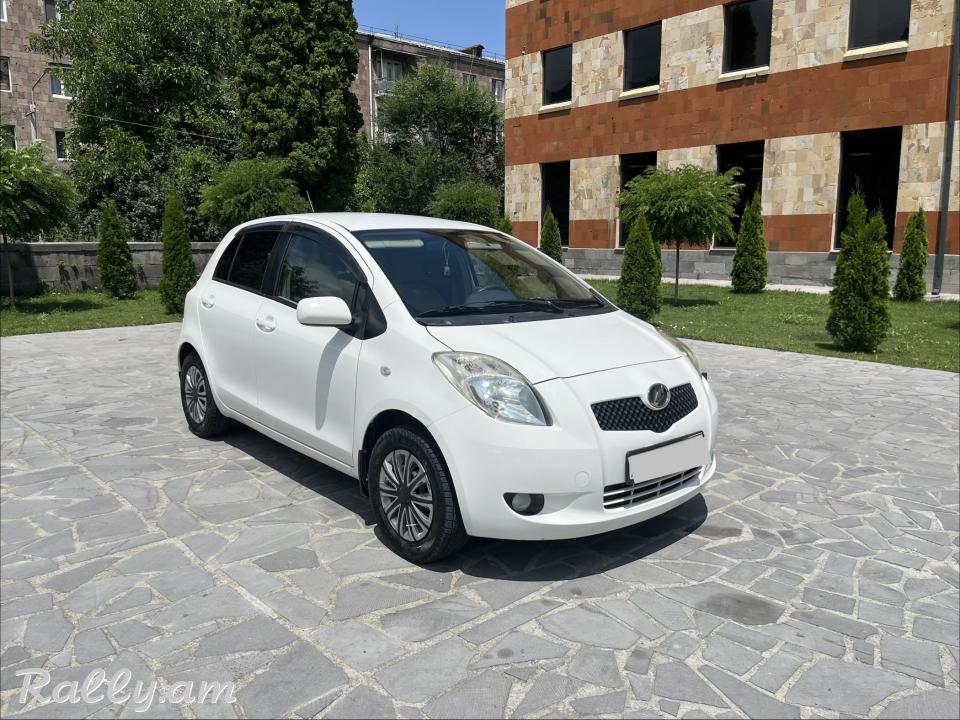 Toyota VITZ 2007