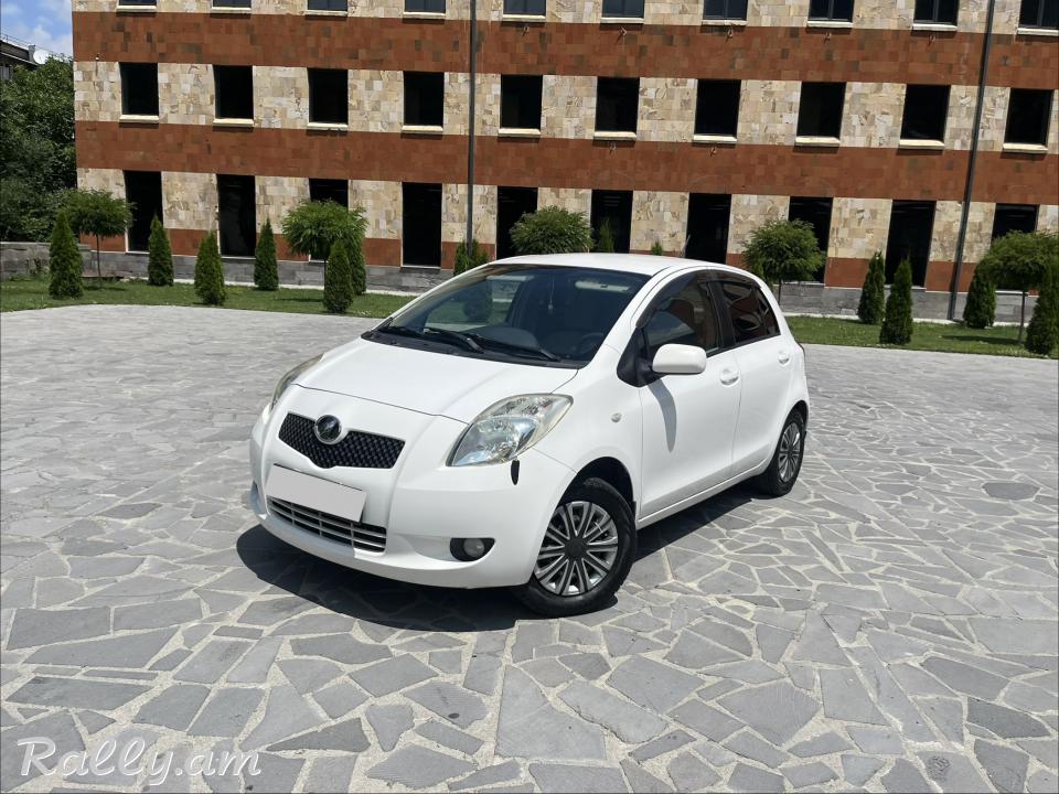 Toyota VITZ 2007