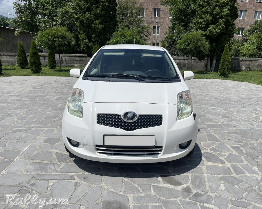 Toyota VITZ 2007