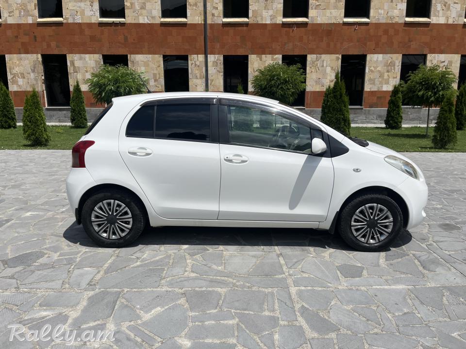 Toyota VITZ 2007