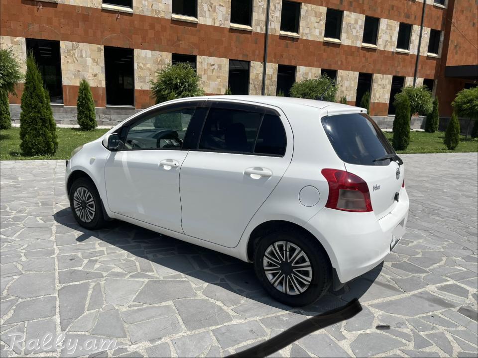 Toyota VITZ 2007