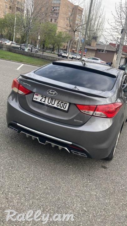 Hyundai Elantra Limited 1.8 2011