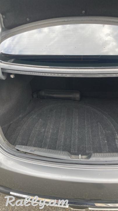 Hyundai Elantra Limited 1.8 2011
