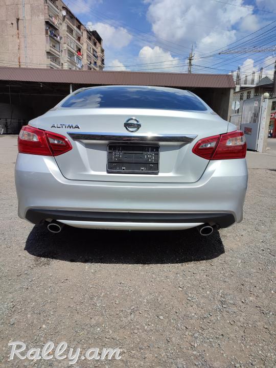 NISSAN ALTIMA 