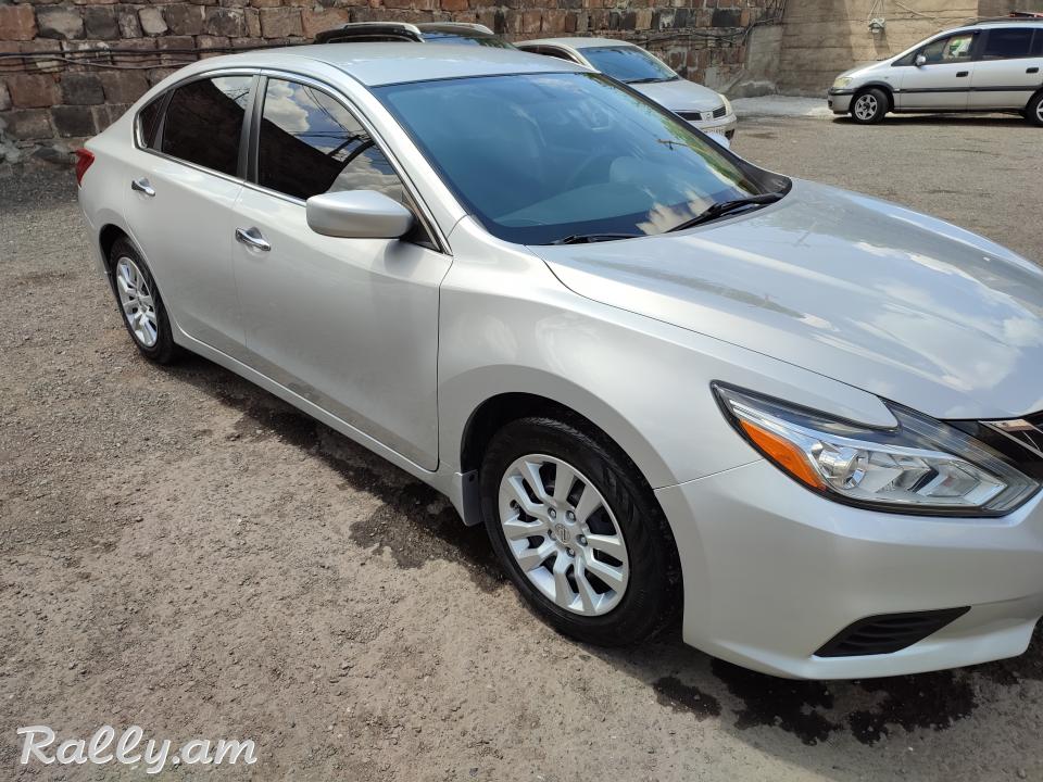 NISSAN ALTIMA 