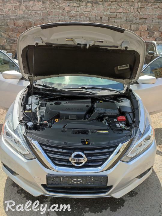 NISSAN ALTIMA 