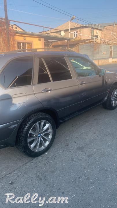 BMW X5 3.0L 2003 թիվ 6.500$ հնարավոր է փոխանակում