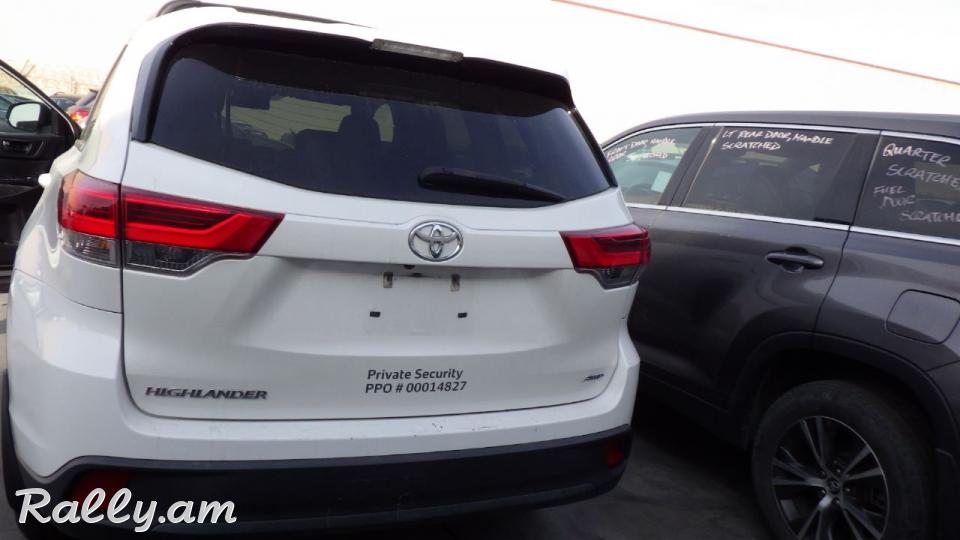 Շտապ վաճառվում է Toyota Highlander, 3.5 լ, լիաքարշ, 2017 թ.