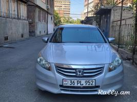 Շտապ վաճառվում է 2012 թվականի Honda Accord մակնիշի մեքենա