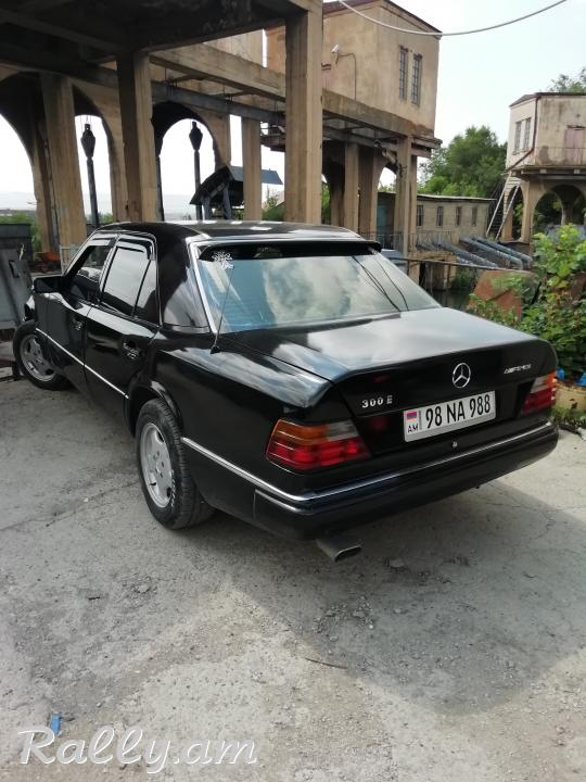 W124E300 1991Tiv