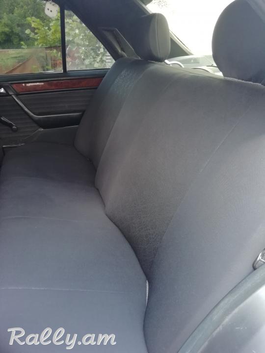 W124E300 1991Tiv
