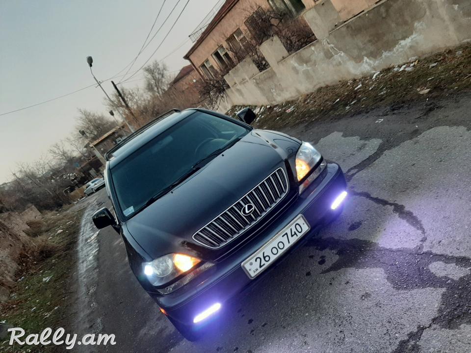 LEXSUS RX300