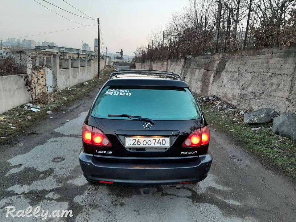LEXSUS RX300