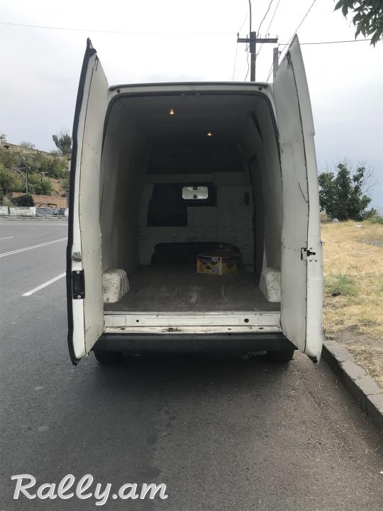 FORD TRANSIT 2003