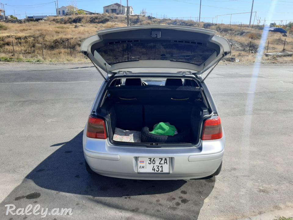 Golf 4 japan