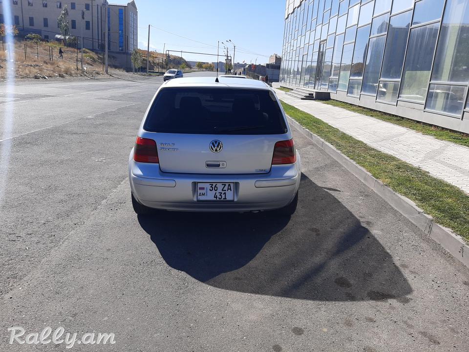 Golf 4 japan