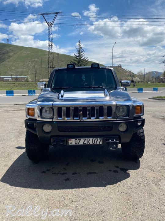 Hummer H3 