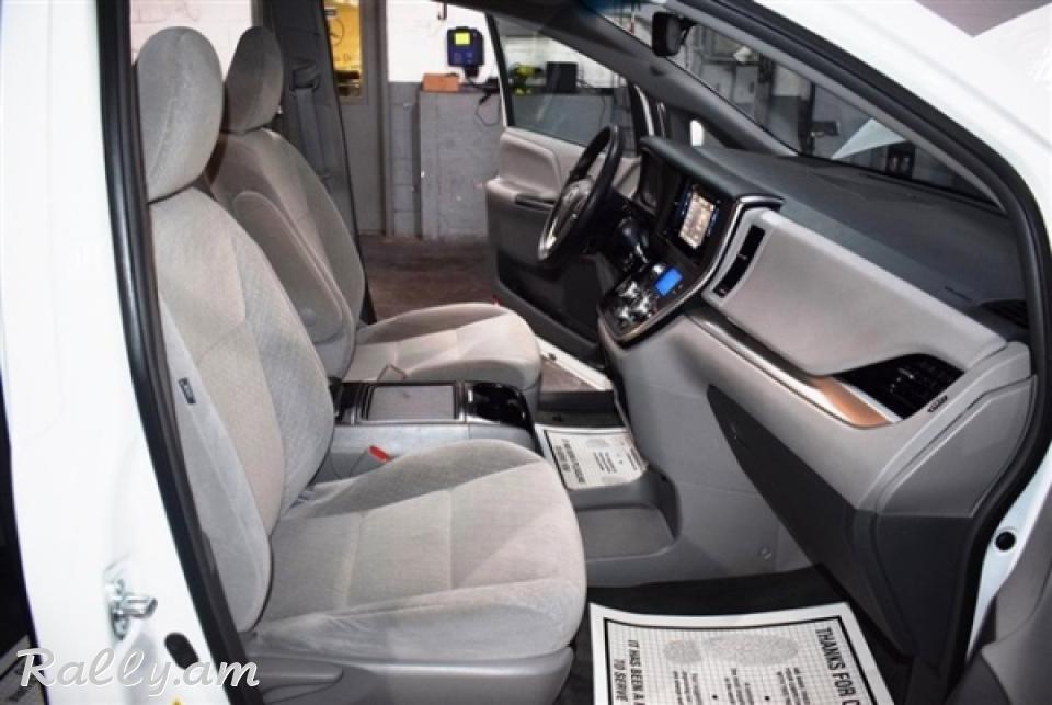 2017 Toyota Sienna for sell
