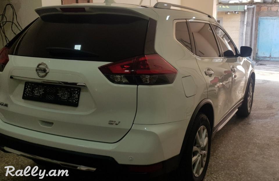 Nissan Rogue SV 2.5