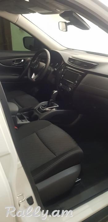 Nissan Rogue SV 2.5