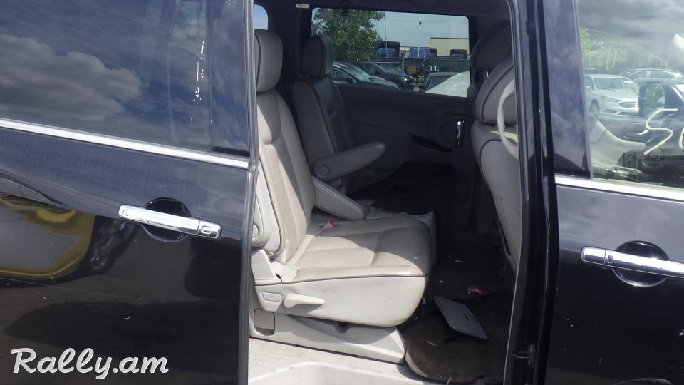 NISSAN QUEST S 2013