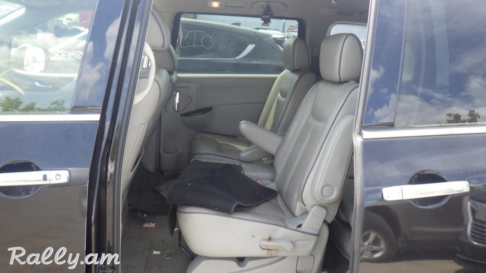 NISSAN QUEST S 2013