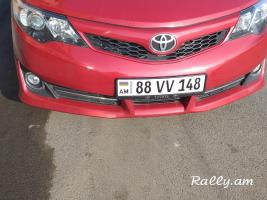Продаётся Toyota Camry 2.5 