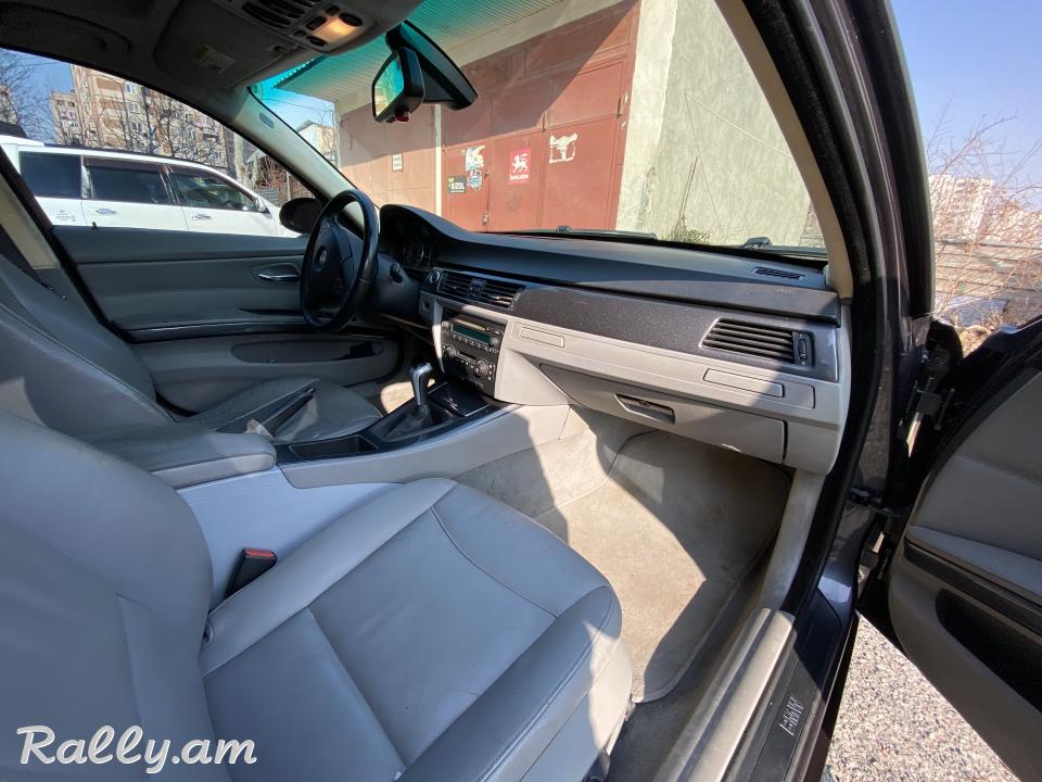 BMW E90 2005