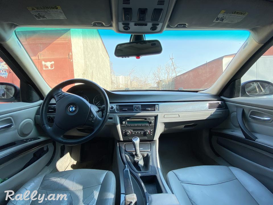 BMW E90 2005