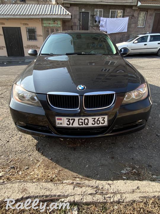 BMW E90 2005