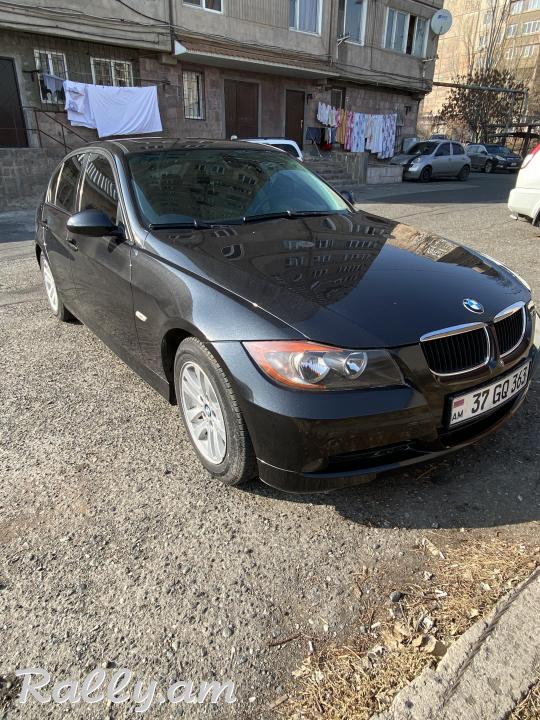 BMW E90 2005