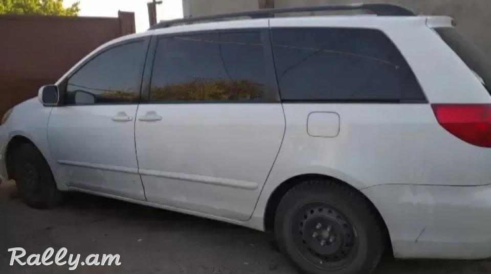 Toyota Sienna 2006 