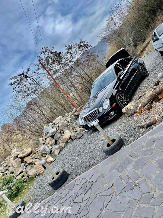 E350