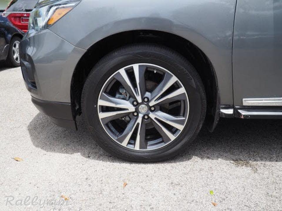2017 Nissan Pathfinder Platinum for sale
