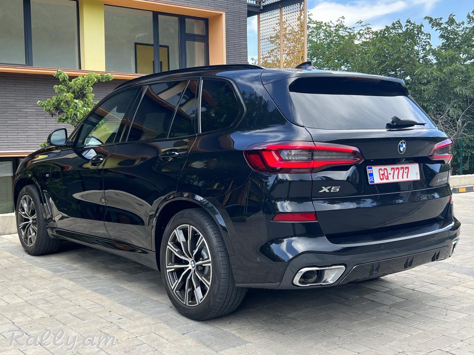 2020 BMW X5 ///M 40i xDrive 