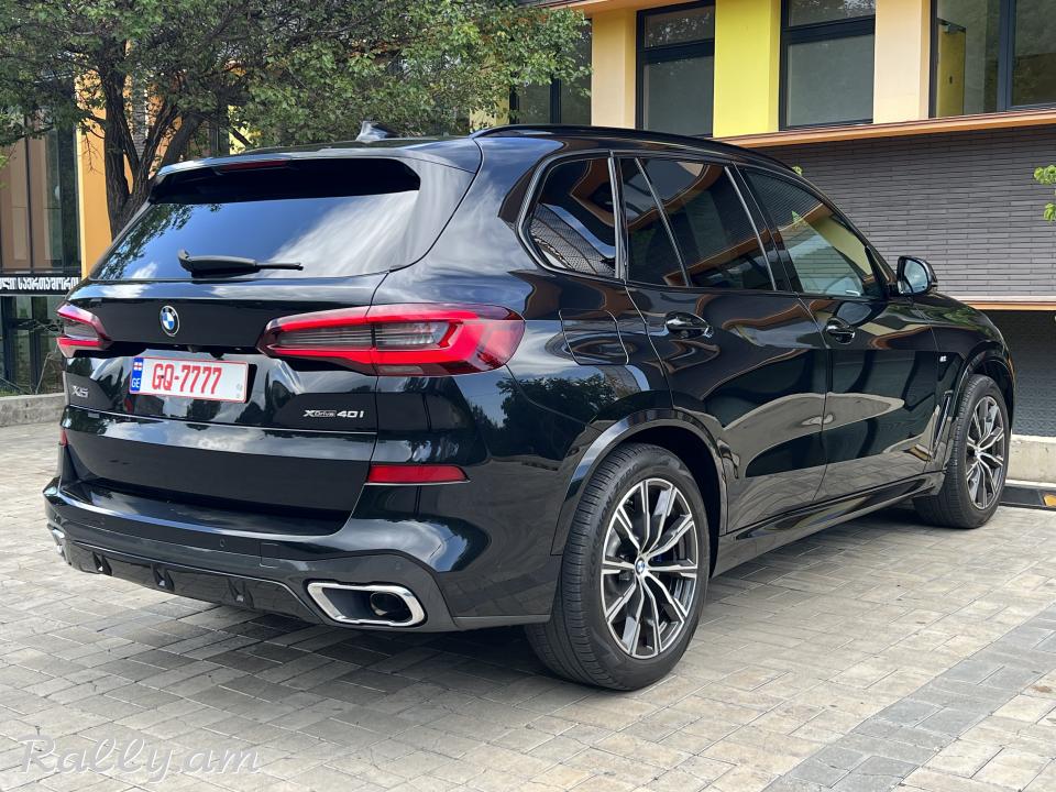 2020 BMW X5 ///M 40i xDrive 