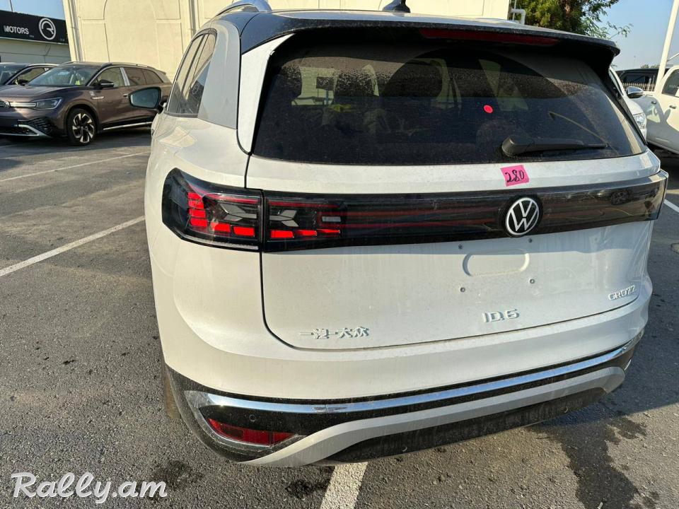 Volkswagen ID 6 CROZZ PRIME 4X4