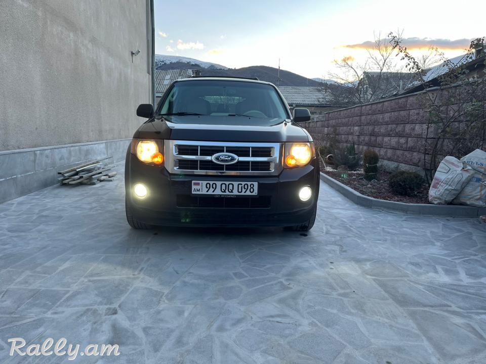 Ford Escape