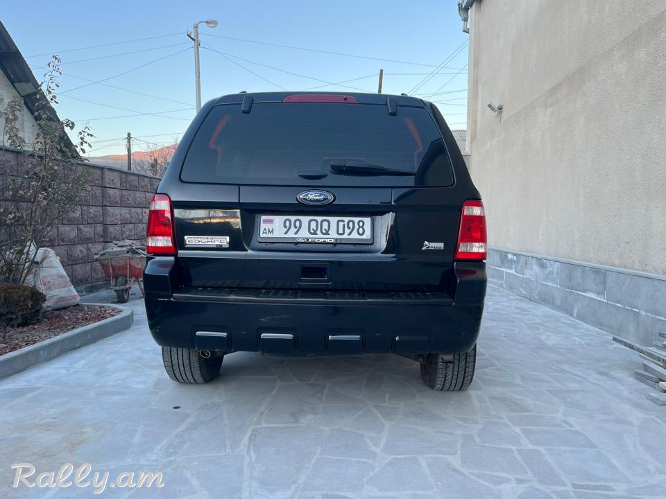 Ford Escape