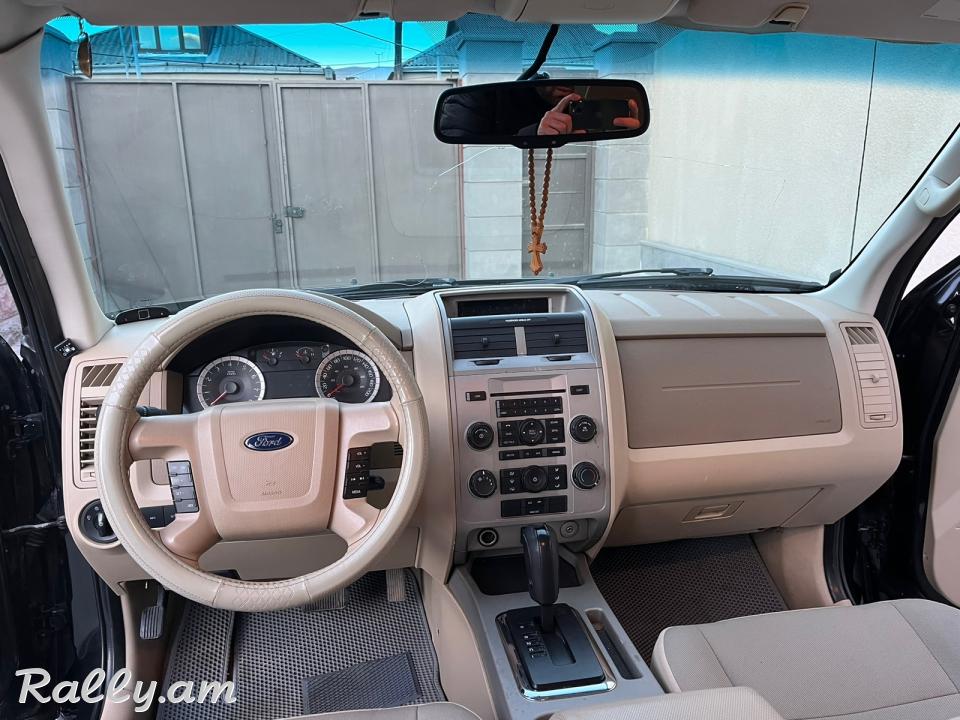 Ford Escape