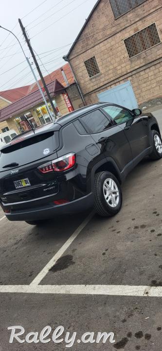 Jeep compass 2017 4x4 sport komplektacia