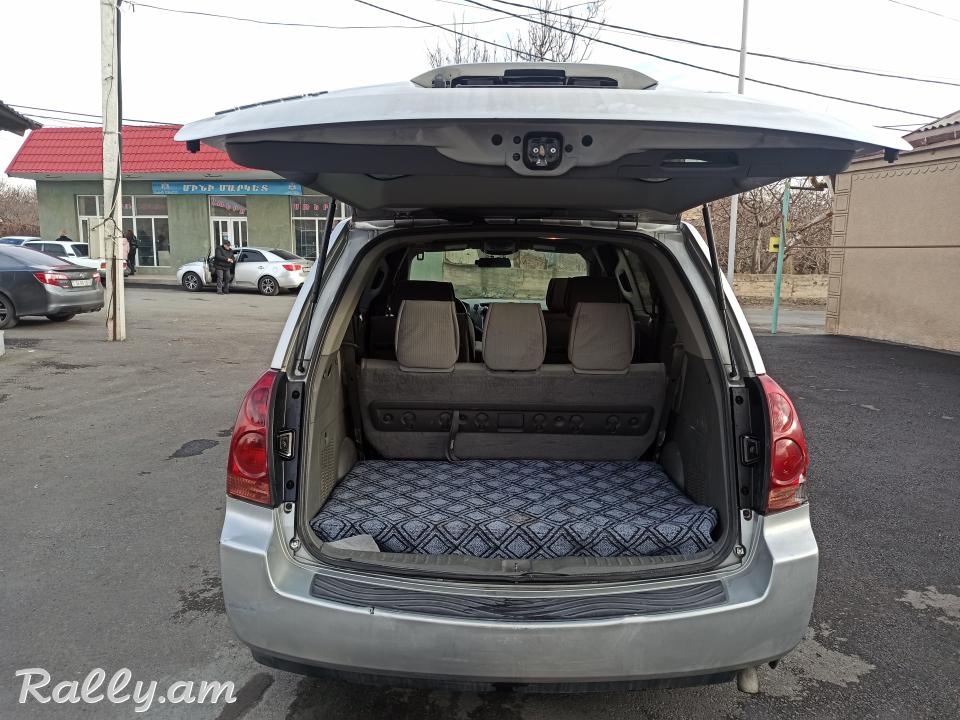 Nissan Quest 