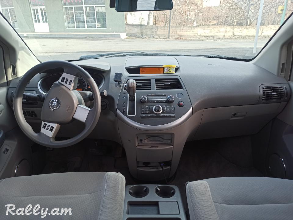 Nissan Quest 