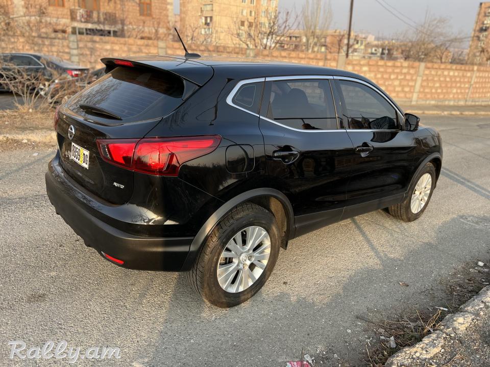 Nissan rogue sport