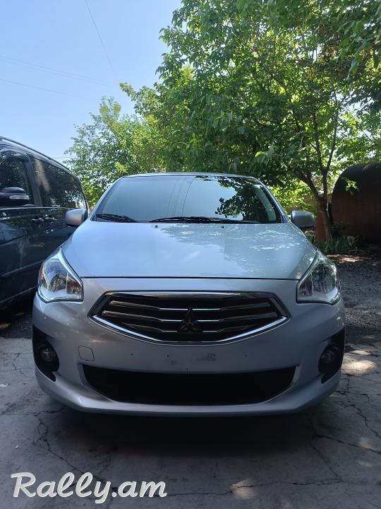 Mitsubishi mirage G4 