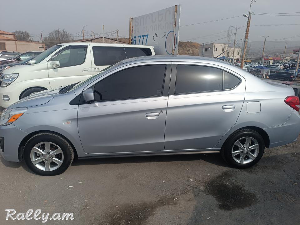 Mitsubishi mirage G4 